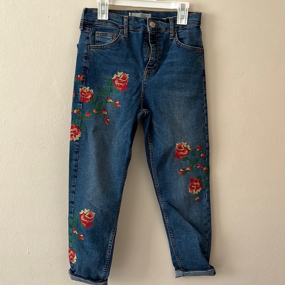 Topshop moto Jamie flower embroidered capris